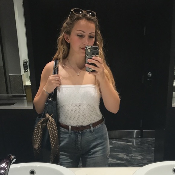 Meet your Posher, Sarah - Picture 1 of 1